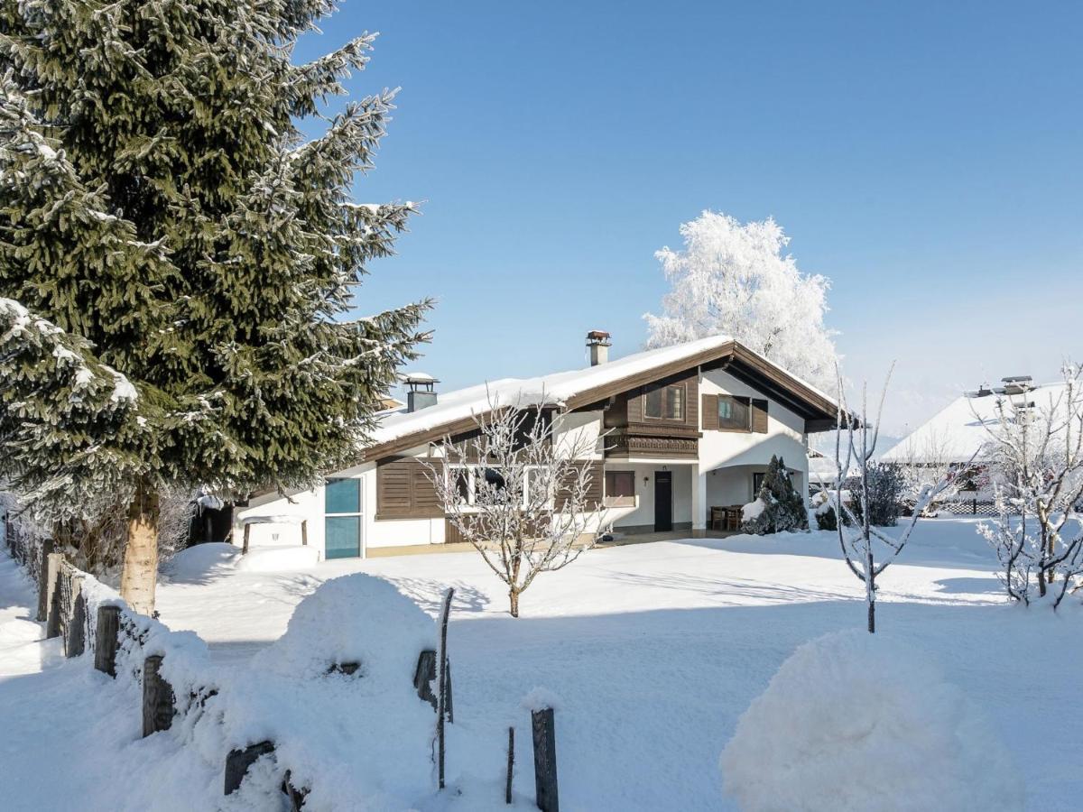 Spacious Chalet In Maishofen Near Forest Eksteriør bilde