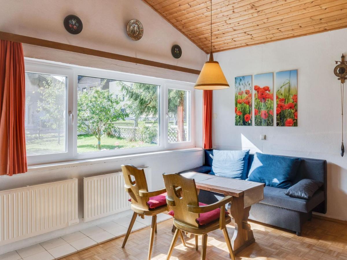 Spacious Chalet In Maishofen Near Forest Eksteriør bilde