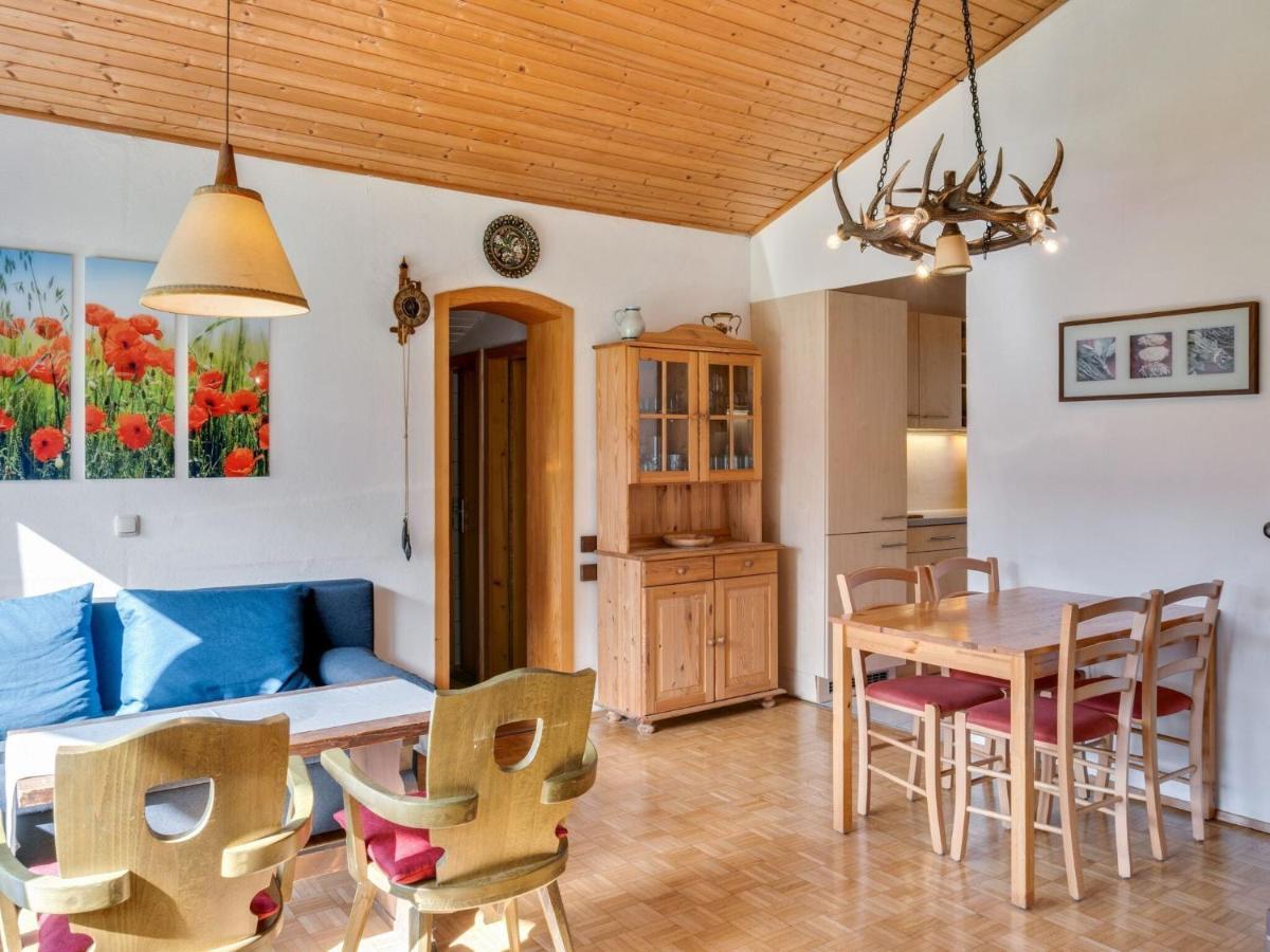 Spacious Chalet In Maishofen Near Forest Eksteriør bilde